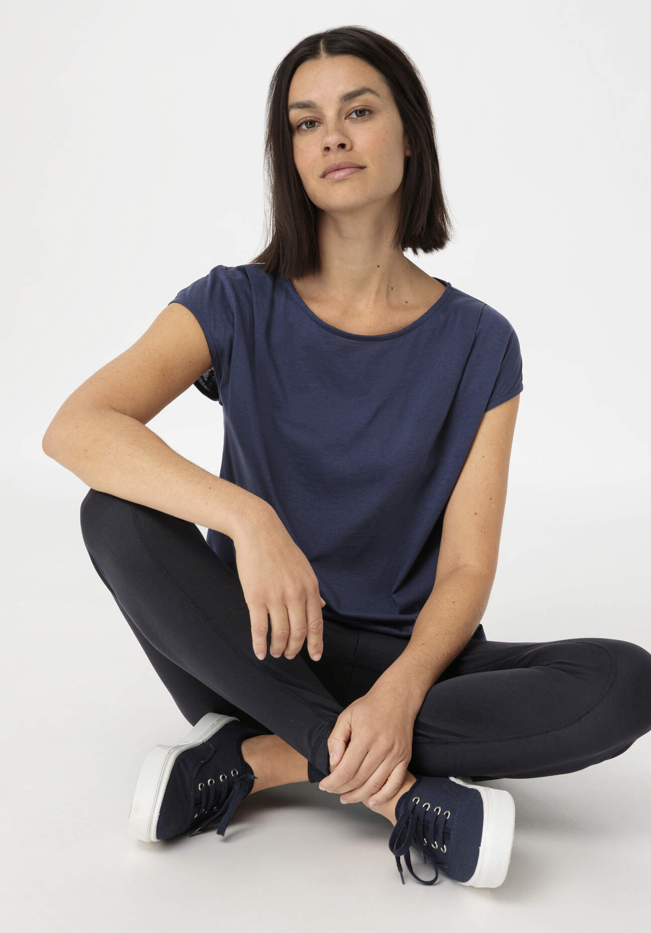hessnatur Loungewear Shirt Regular ACTIVE LIGHT aus Bio-Baumwolle - blau Grösse48