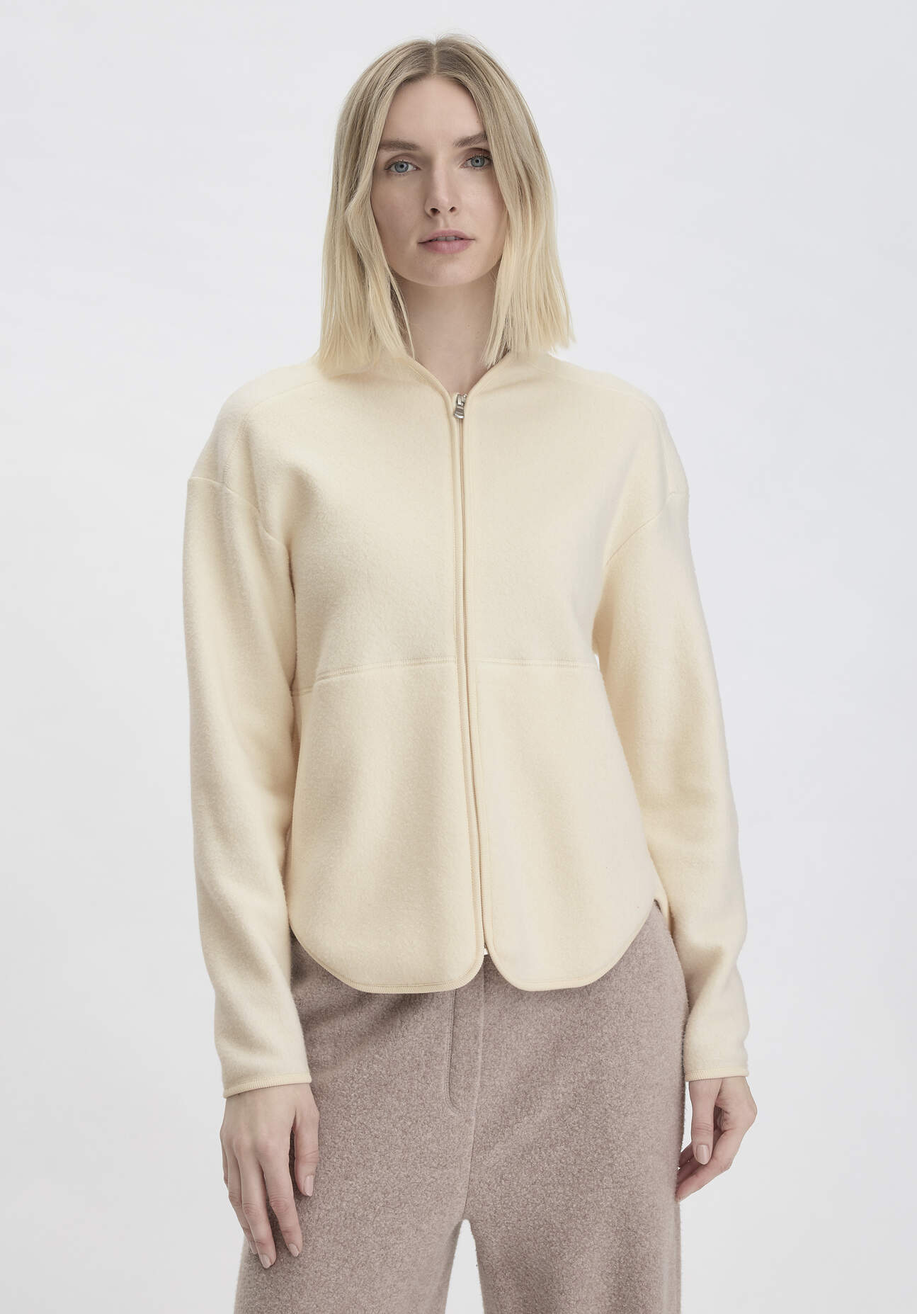 hessnatur Loungewear Fleece Jacke Relaxed ACTIVE LIGHT aus Bio-Baumwolle - naturfarben GrösseL
