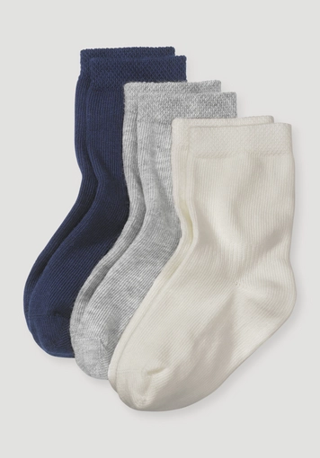 Socks in a pack of 3 made from organic cotton