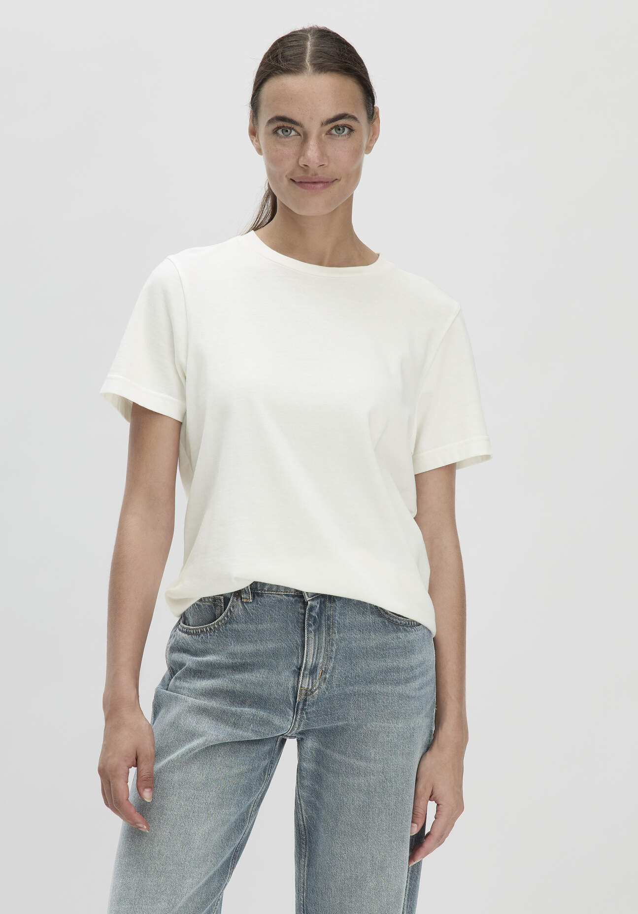 Thumbnail - hessnatur Damen Heavy T-Shirt Relaxed aus Bio-Baumwolle - weiß - Größe 46