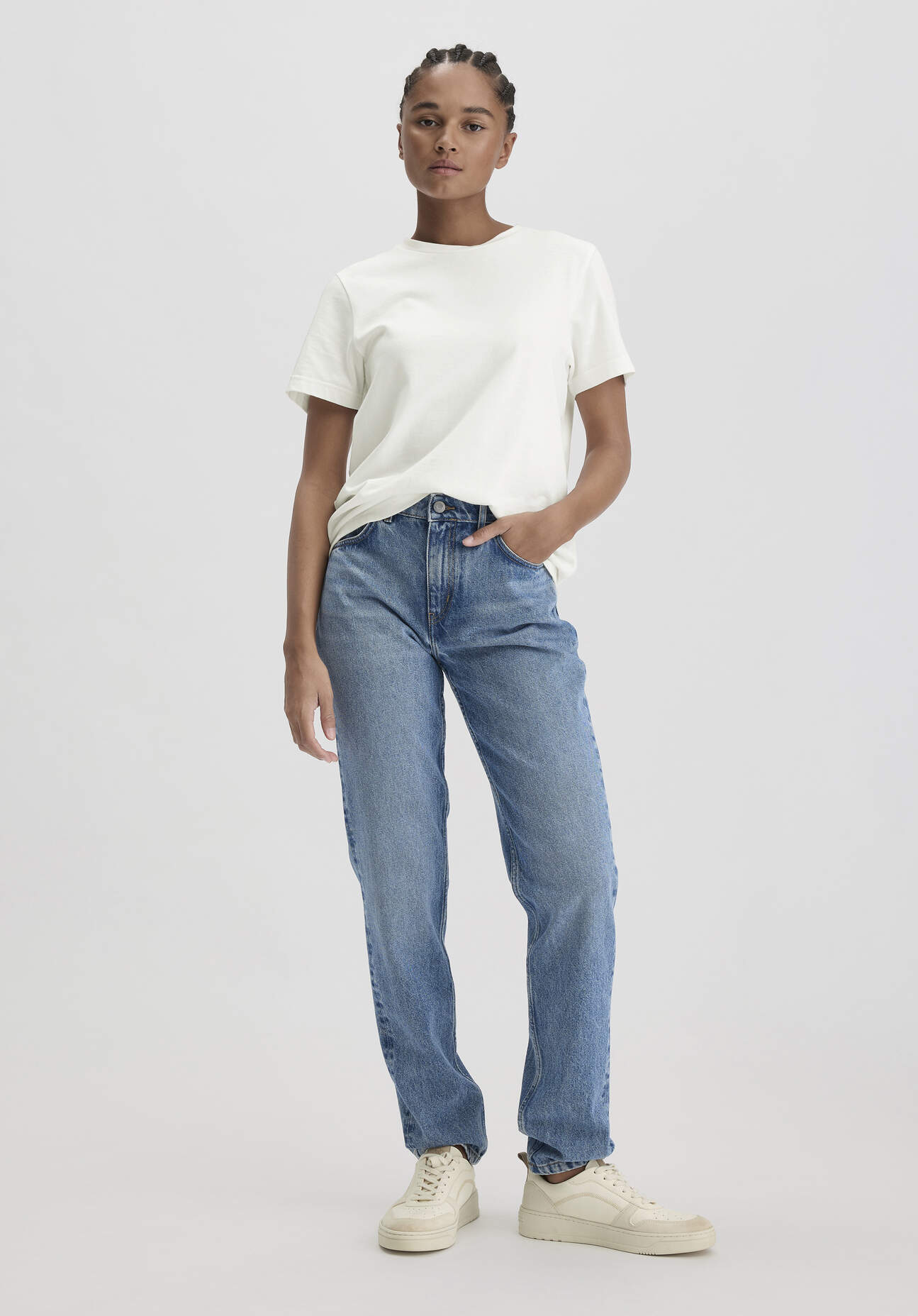 hessnatur Damen Jeans HANNA High Rise Mom Fit aus Bio-Denim - blau Größe 29/32