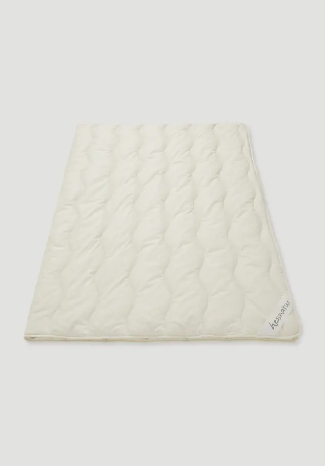 All-season duvet made from organic virgin wool