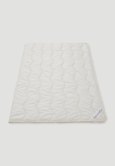 Summer duvet made of organic new wool