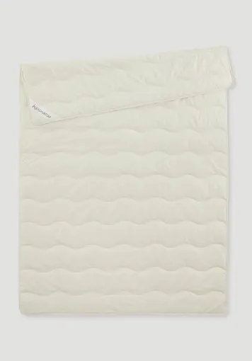 Summer duvet made of organic new wool Summer duvet made of organic new wool