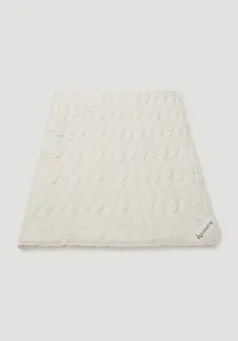 Year-round duvet made from pure organic cotton