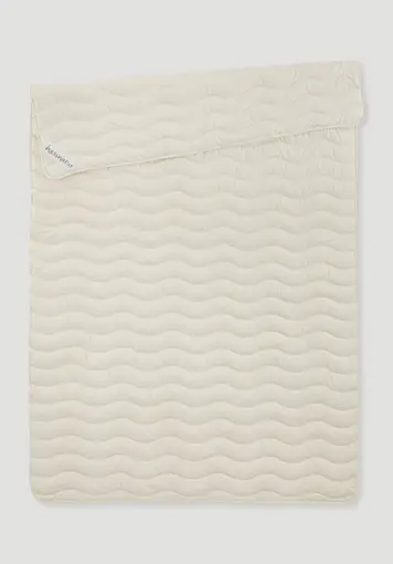 Year-round duvet made from pure organic cotton