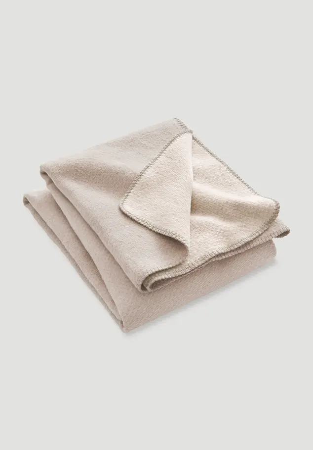 MALMÖ blanket made of pure organic cotton