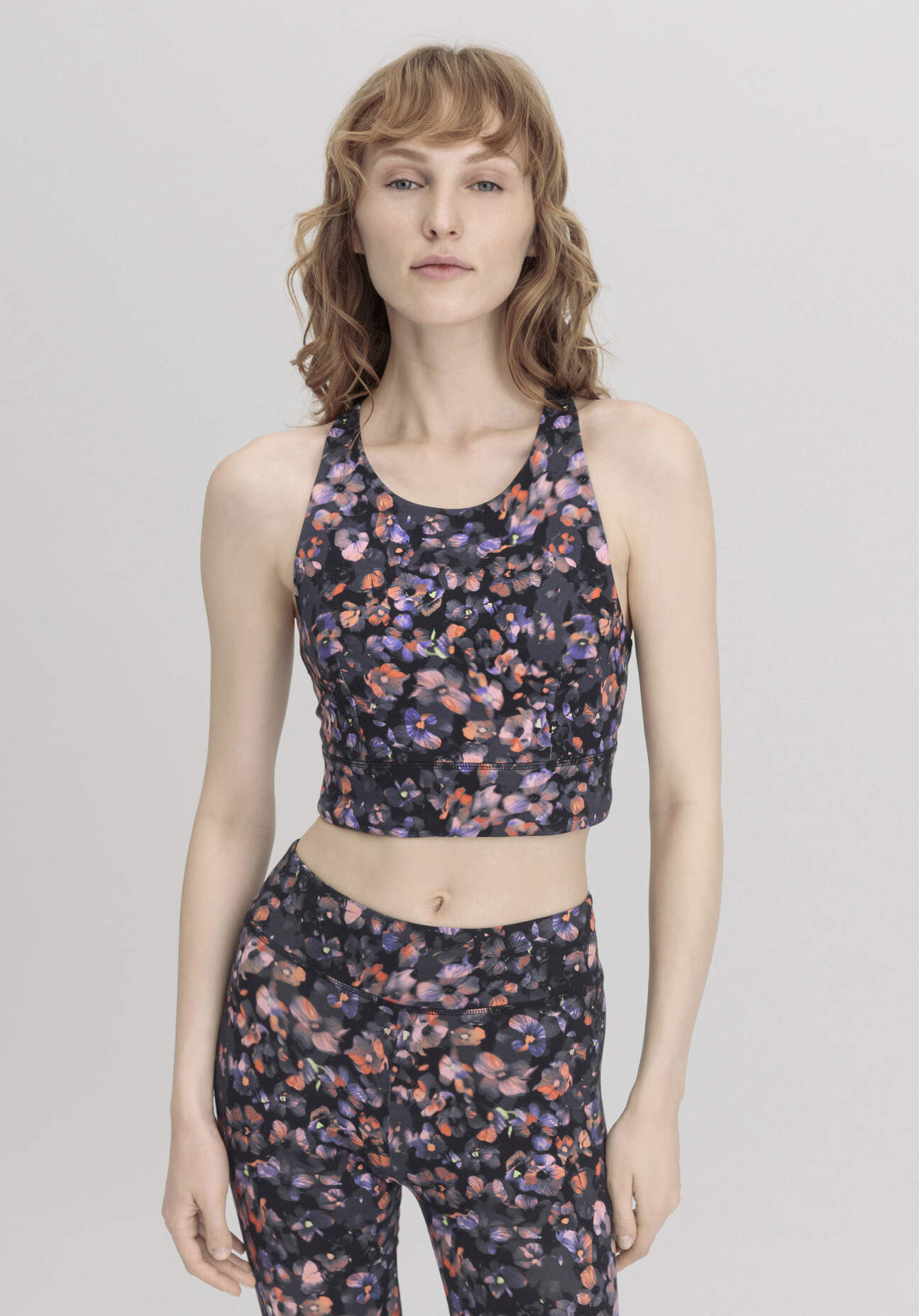 Thumbnail - hessnatur Loungewear Bustier Fitted Highneck ACTIVE LIGHT aus Bio-Baumwolle - lila - Größe 42