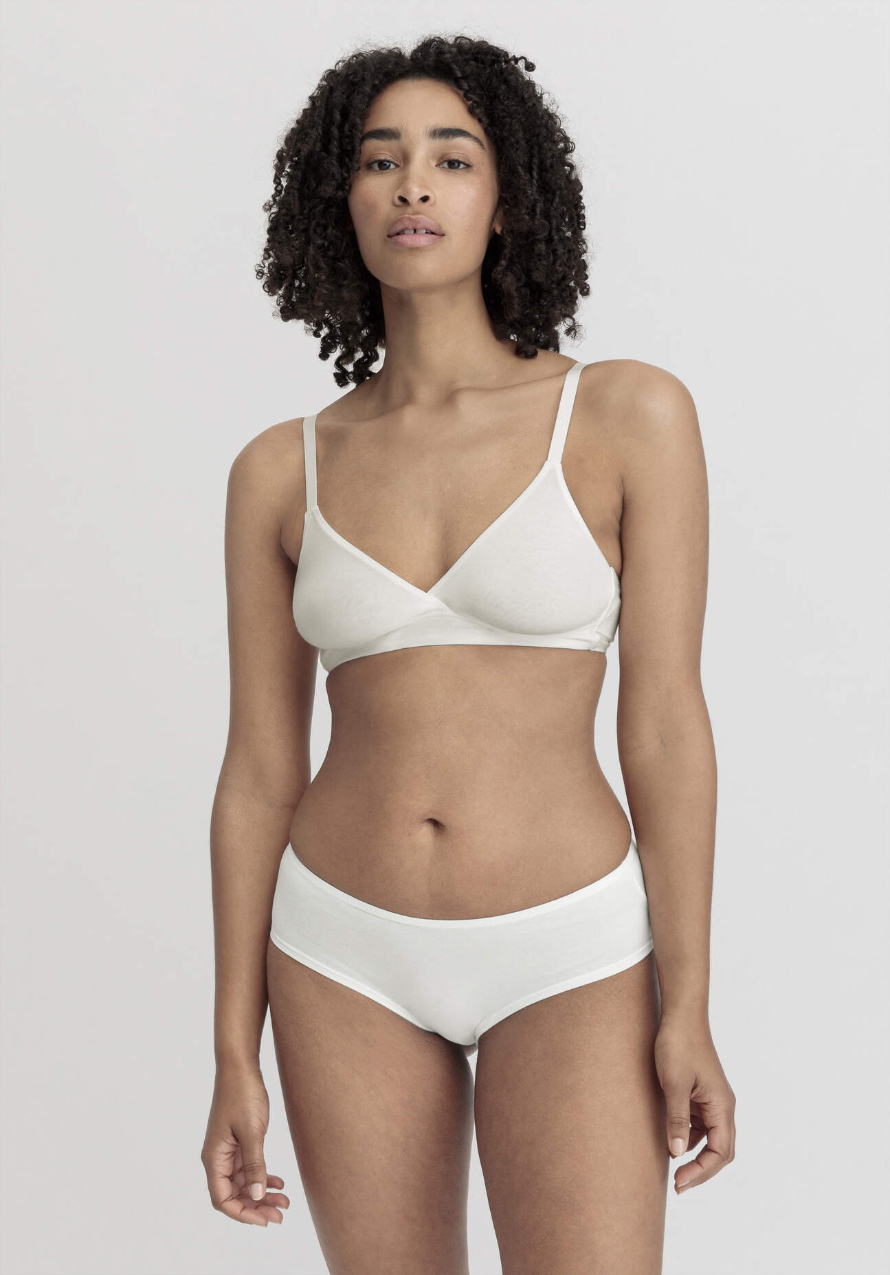 hessnatur Damen Triangel BH bügellos PURE SENSE aus TENCEL™ Modal - weiß Grösse70A