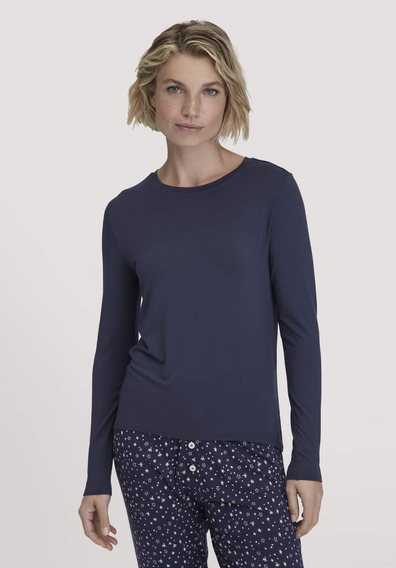 hessnatur Damen Schlaf Longsleeve PURE FLOW aus TENCEL™ Modal - blau Größe 44