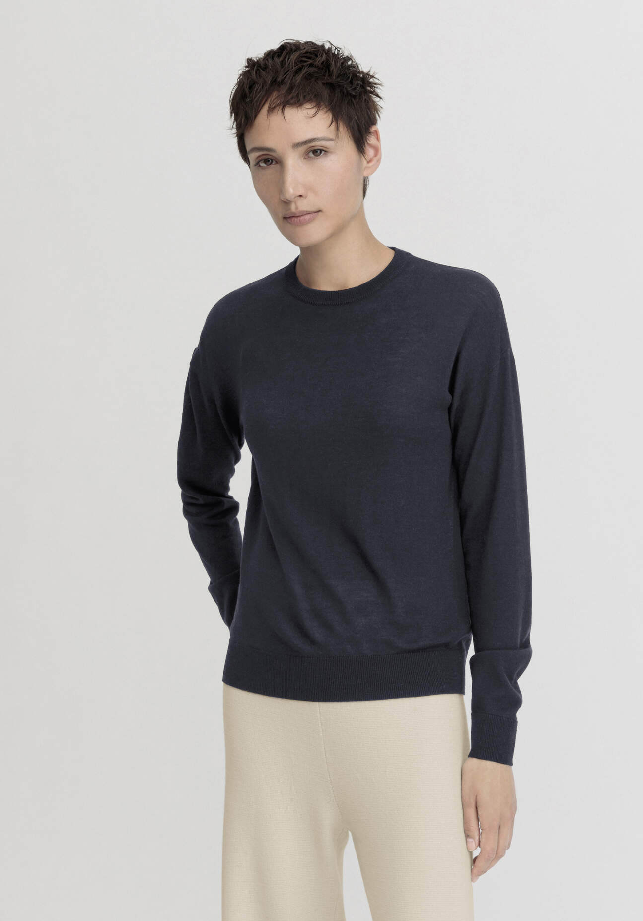 Thumbnail - hessnatur Damen Pullover Regular aus Bio-Merinowolle - blau - Größe 42