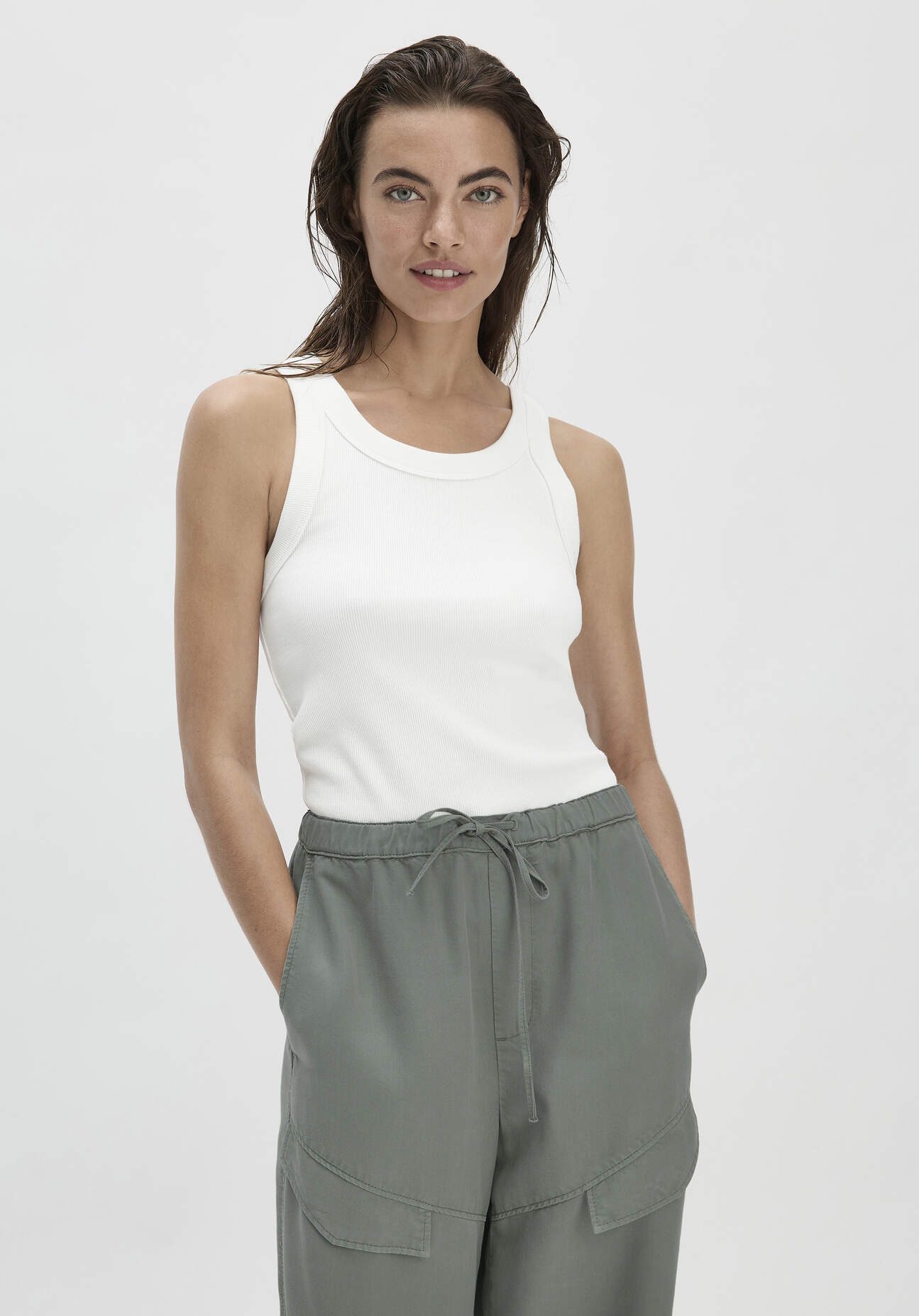 Thumbnail - hessnatur Damen Rib Top Slim aus Bio-Baumwolle - weiß - Größe 44