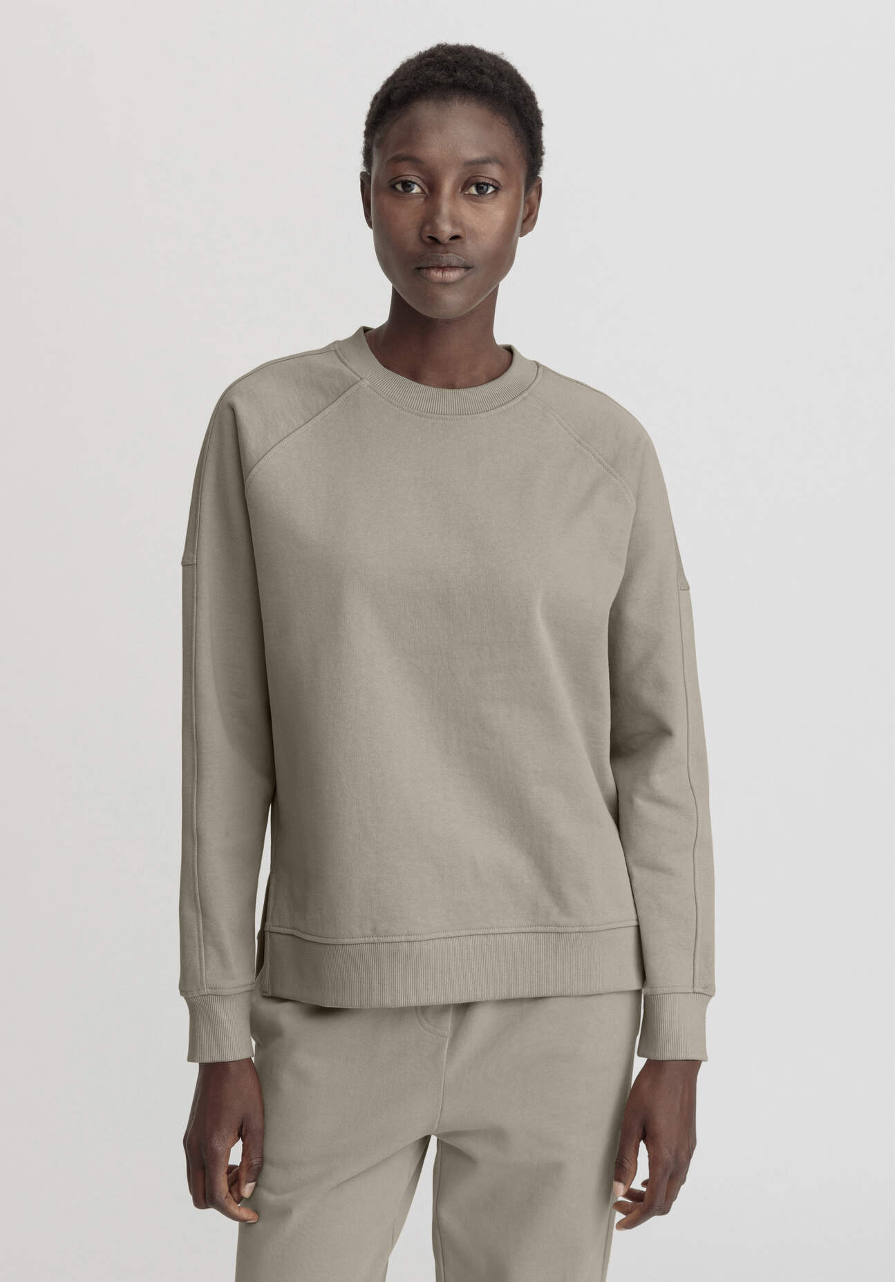 hessnatur Damen Sweatshirt Oversize aus Bio-Baumwolle - beige GrösseXS