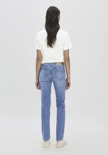 LEA Mid Rise Slim jeans made from organic denim - 1