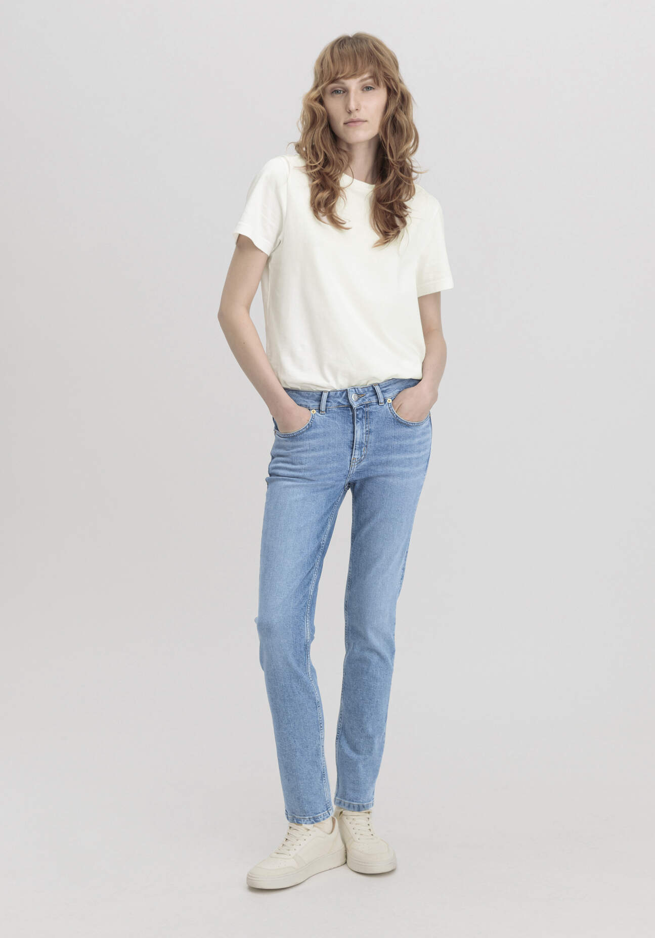 hessnatur Damen Jeans LEA Mid Rise Slim aus Bio-Denim - blau Grösse29/30