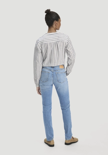 LEA Mid Rise Slim jeans made from organic denim - 1