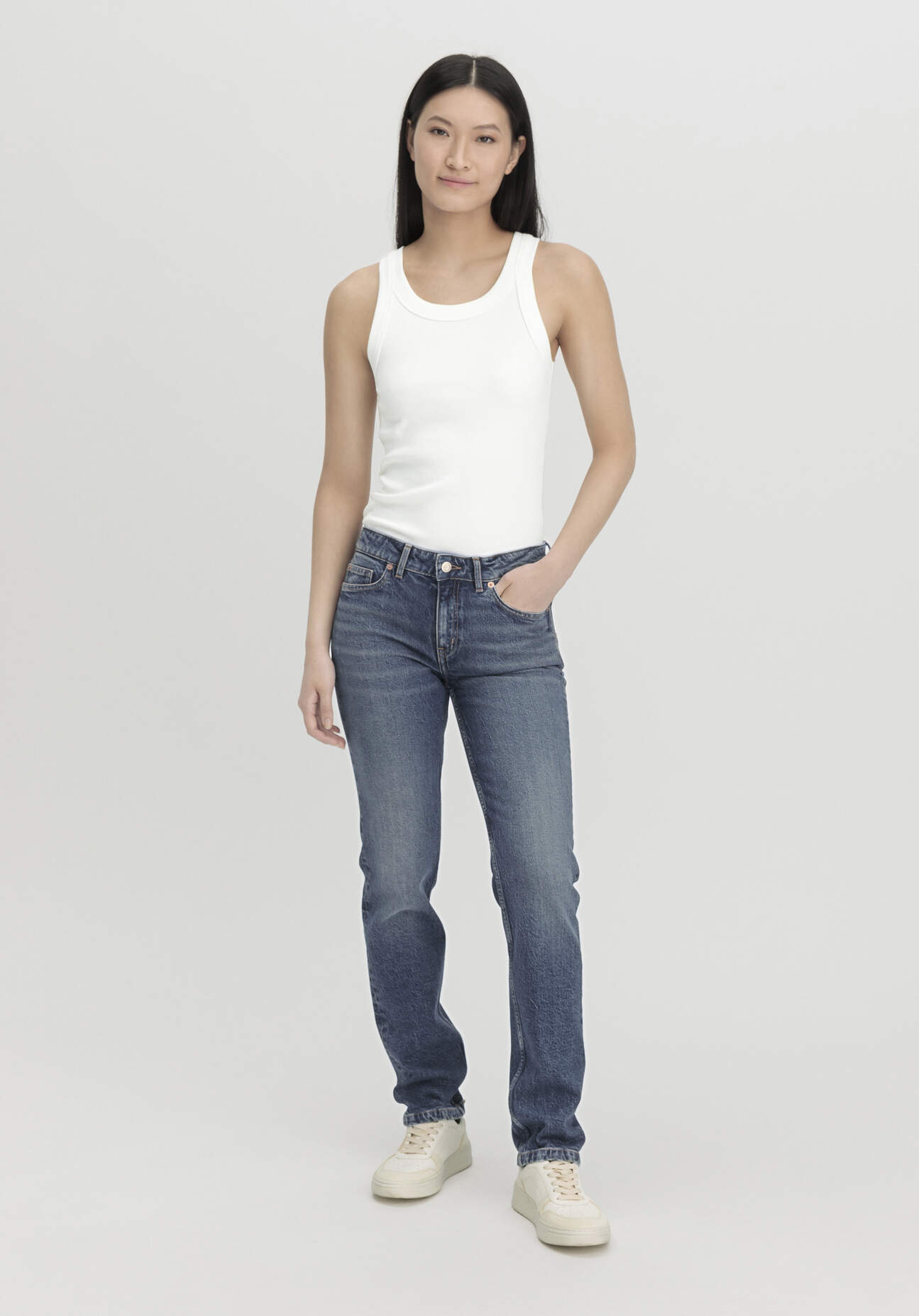 hessnatur Damen Jeans MARIE Mid Rise Straight aus Bio-Denim - blau Größe 30/30