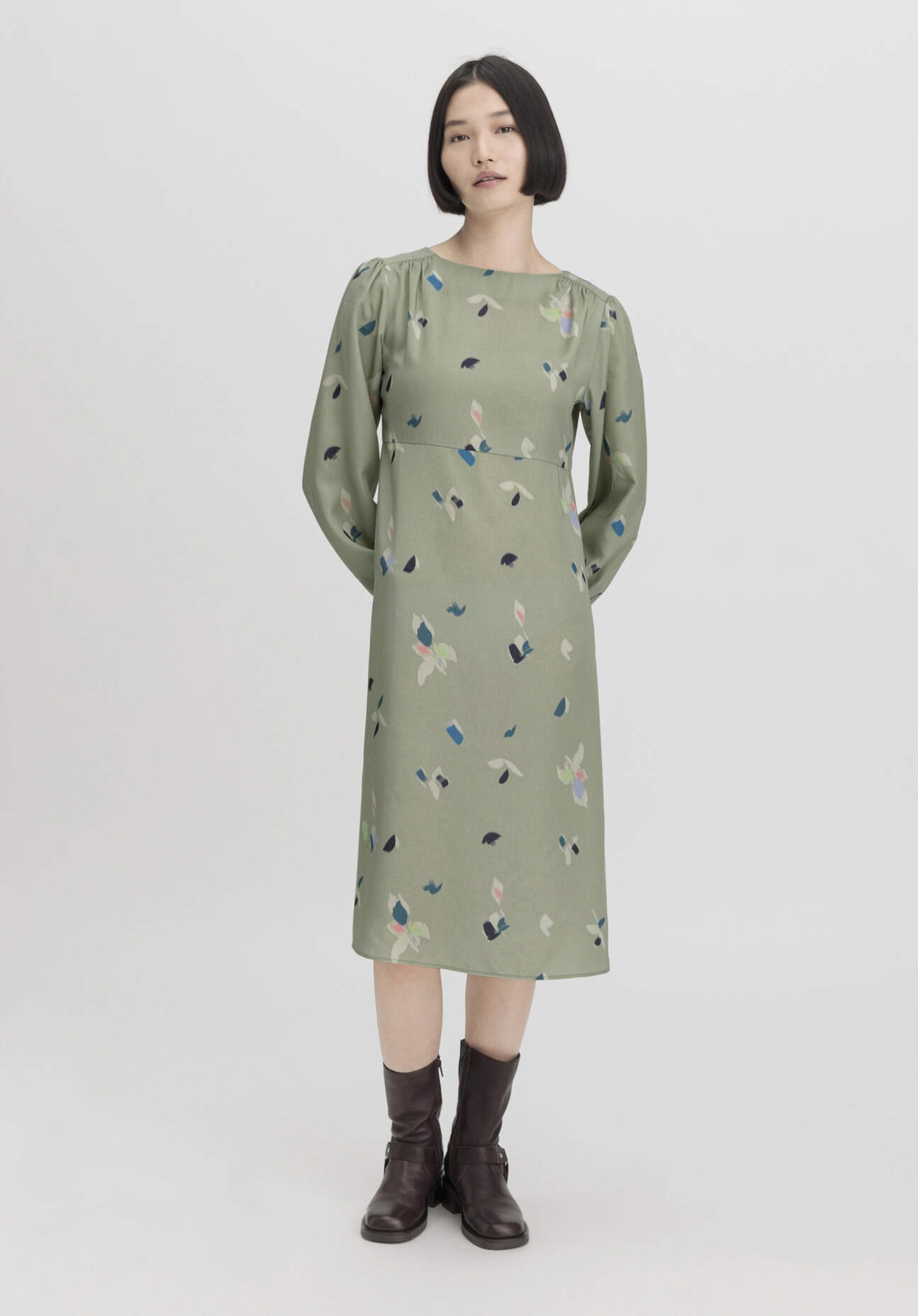 Thumbnail - hessnatur Damen Kleid Midi Regular aus TENCEL™ Lyocell - grün - Größe 42