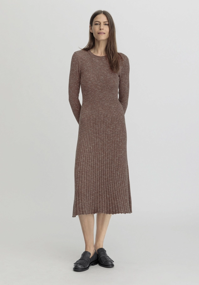 hessnatur, Midi slim knitted dress made of pure organic cotton