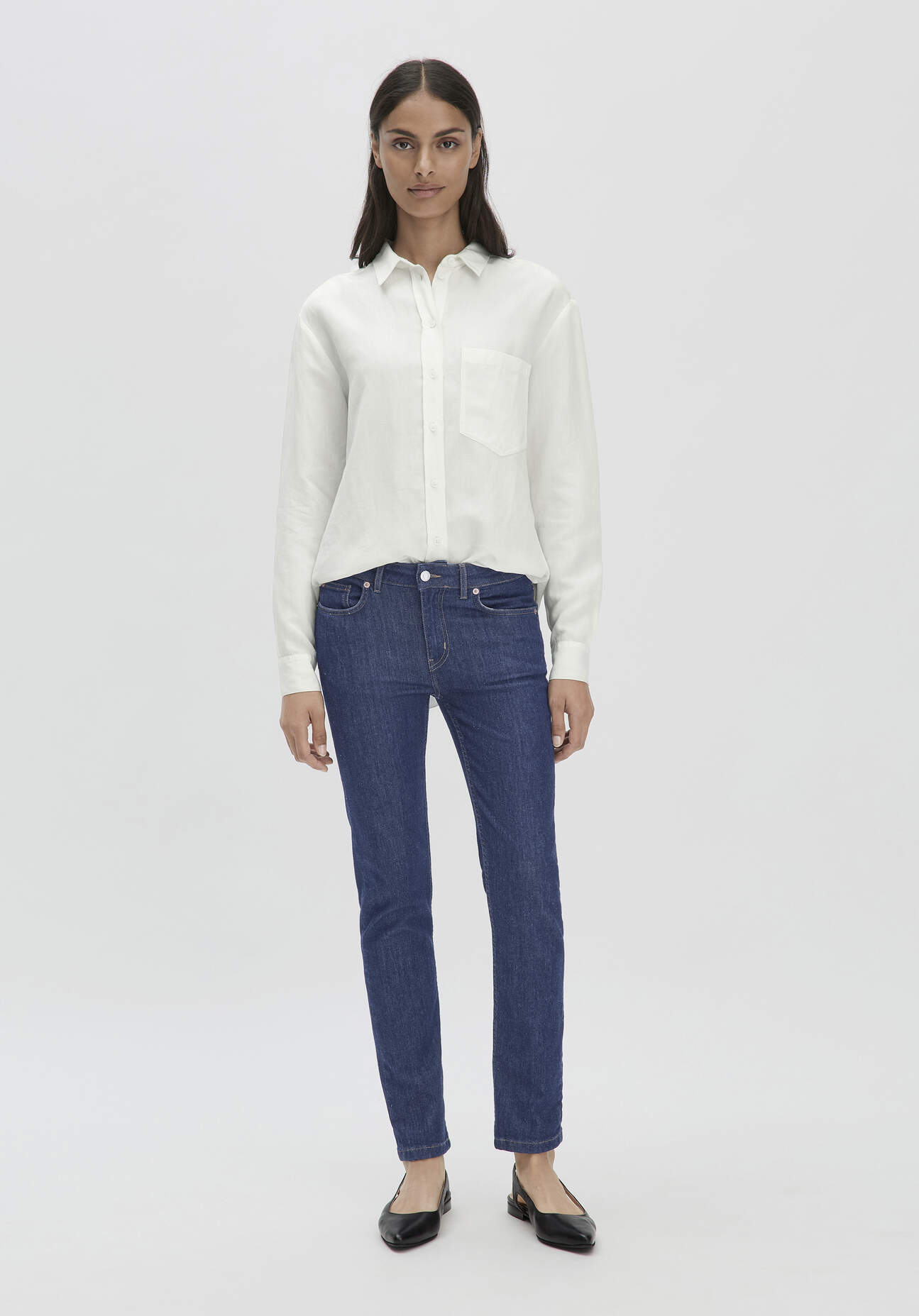 hessnatur Damen Jeans LEA Mid Rise Slim aus Bio-Denim - blau Grösse25/32