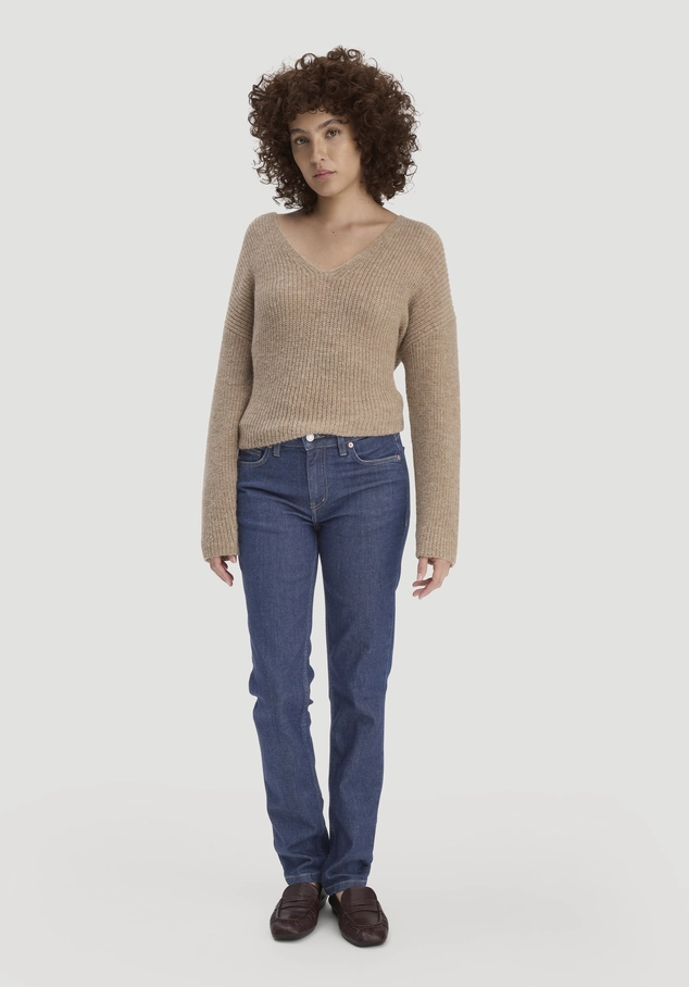 LEA Mid Rise Slim jeans made from organic denim