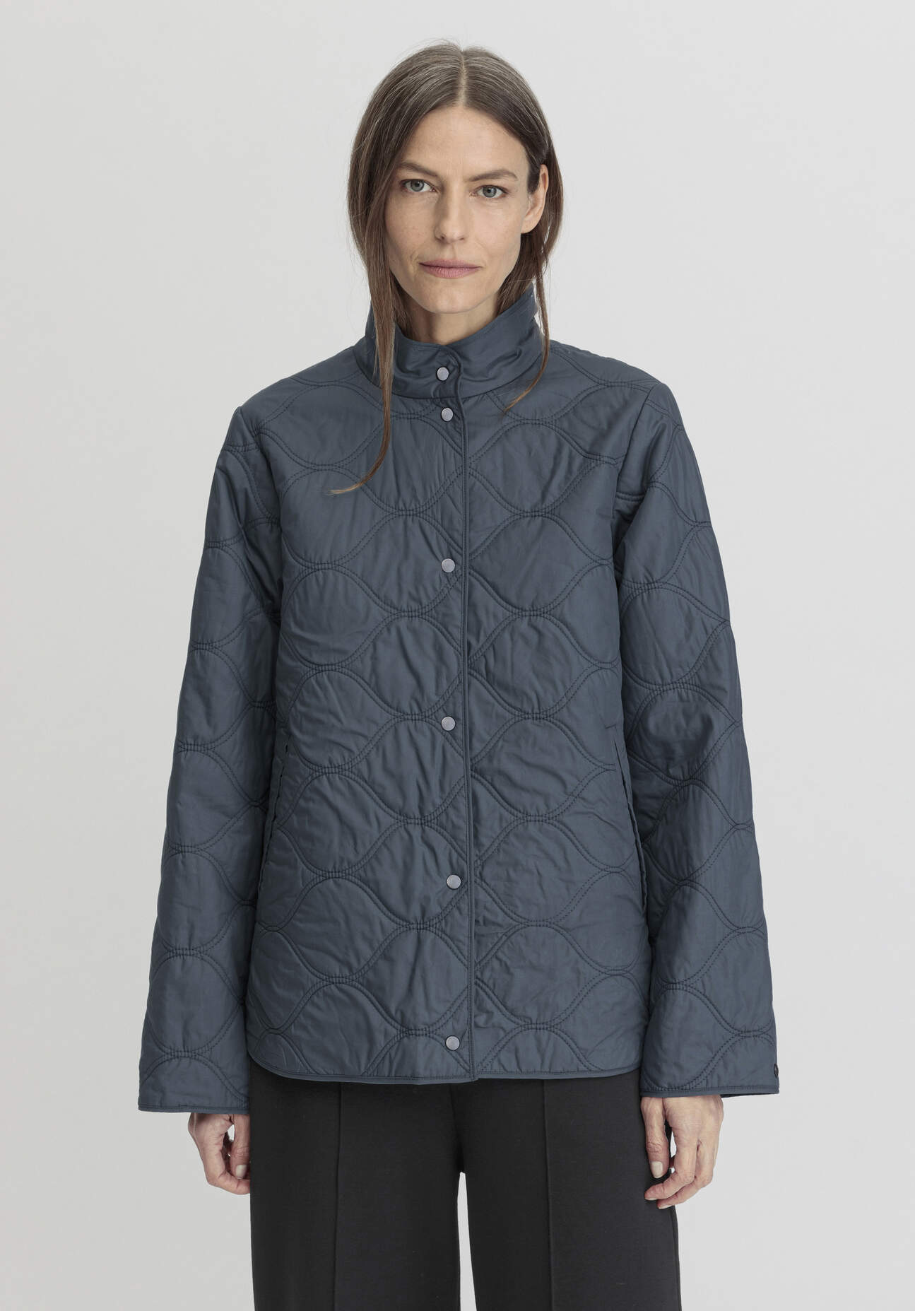 hessnatur Damen Steppjacke Regular NATURE SHELL aus Bio-Baumwolle - blau Größe M