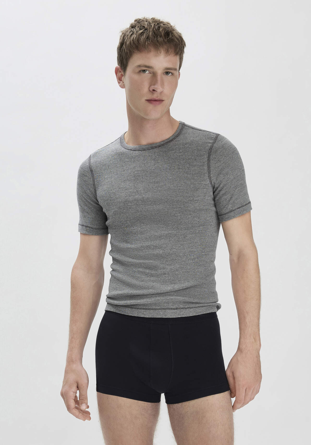 hessnatur Herren Pants Regular Cut COTTON MIX aus Bio-Baumwolle - schwarz Grösse4 = S