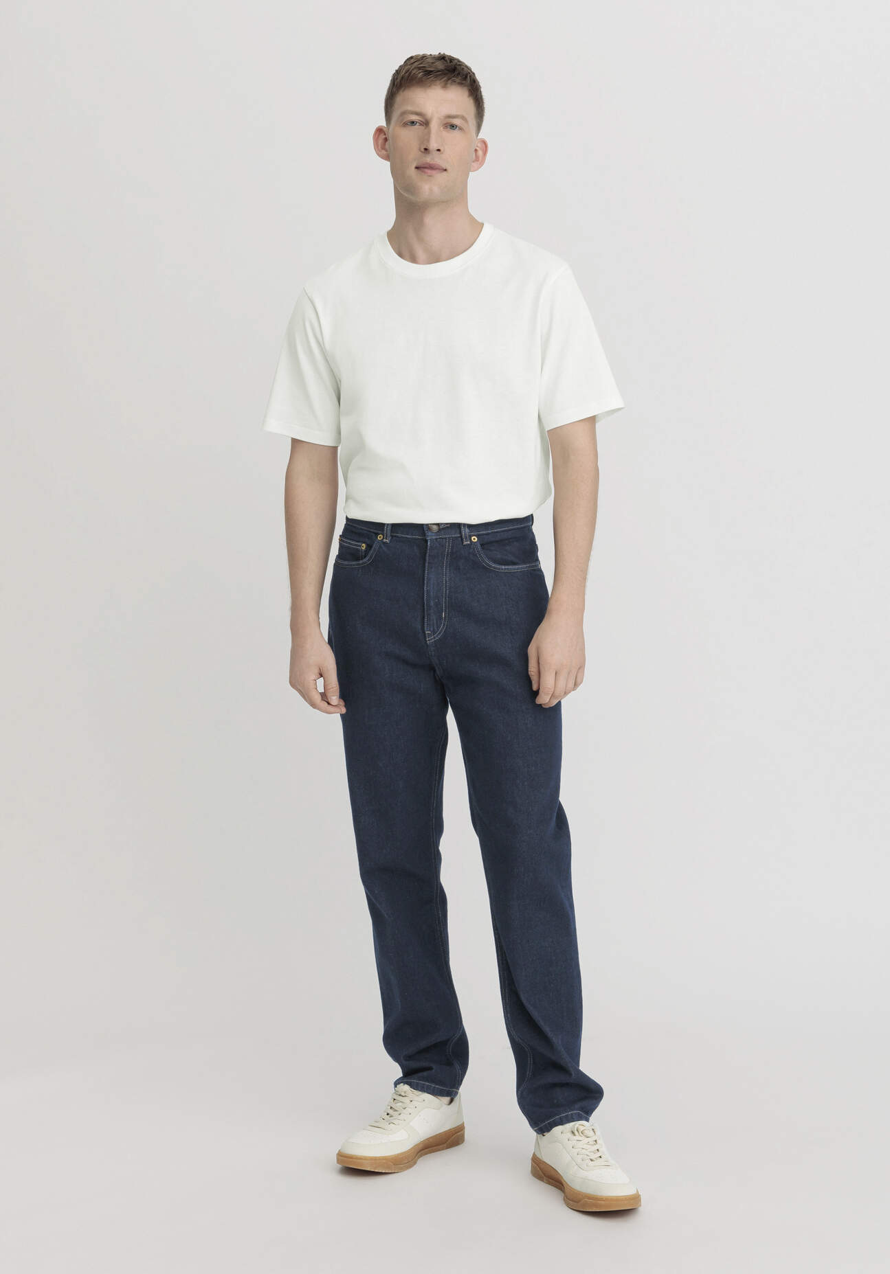 hessnatur Herren Jeans MADS Relaxed Tapered aus Bio-Denim - blau Grösse28/30