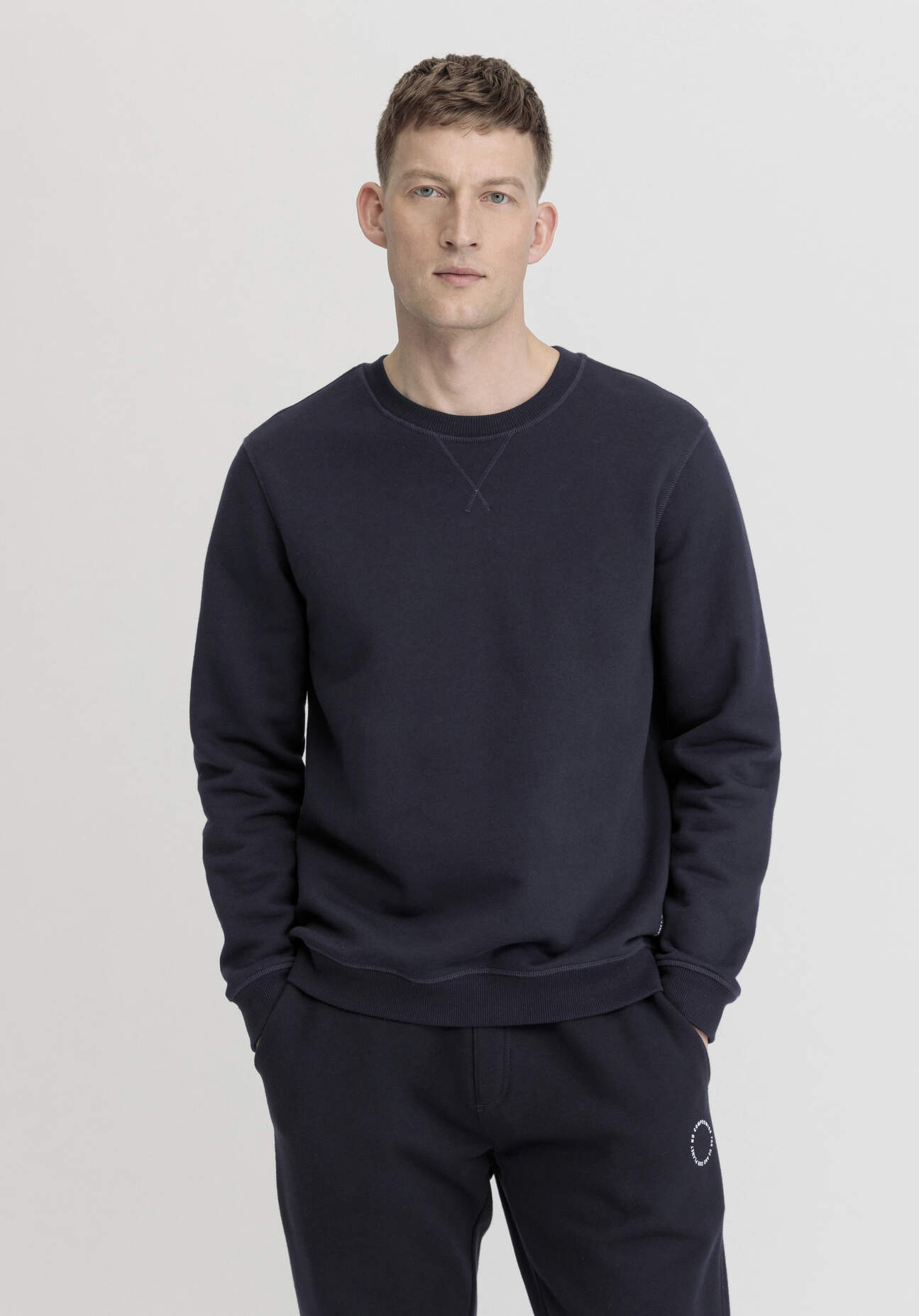 Thumbnail - hessnatur Herren Sweatshirt Relaxed aus Bio-Baumwolle - blau - Größe 46