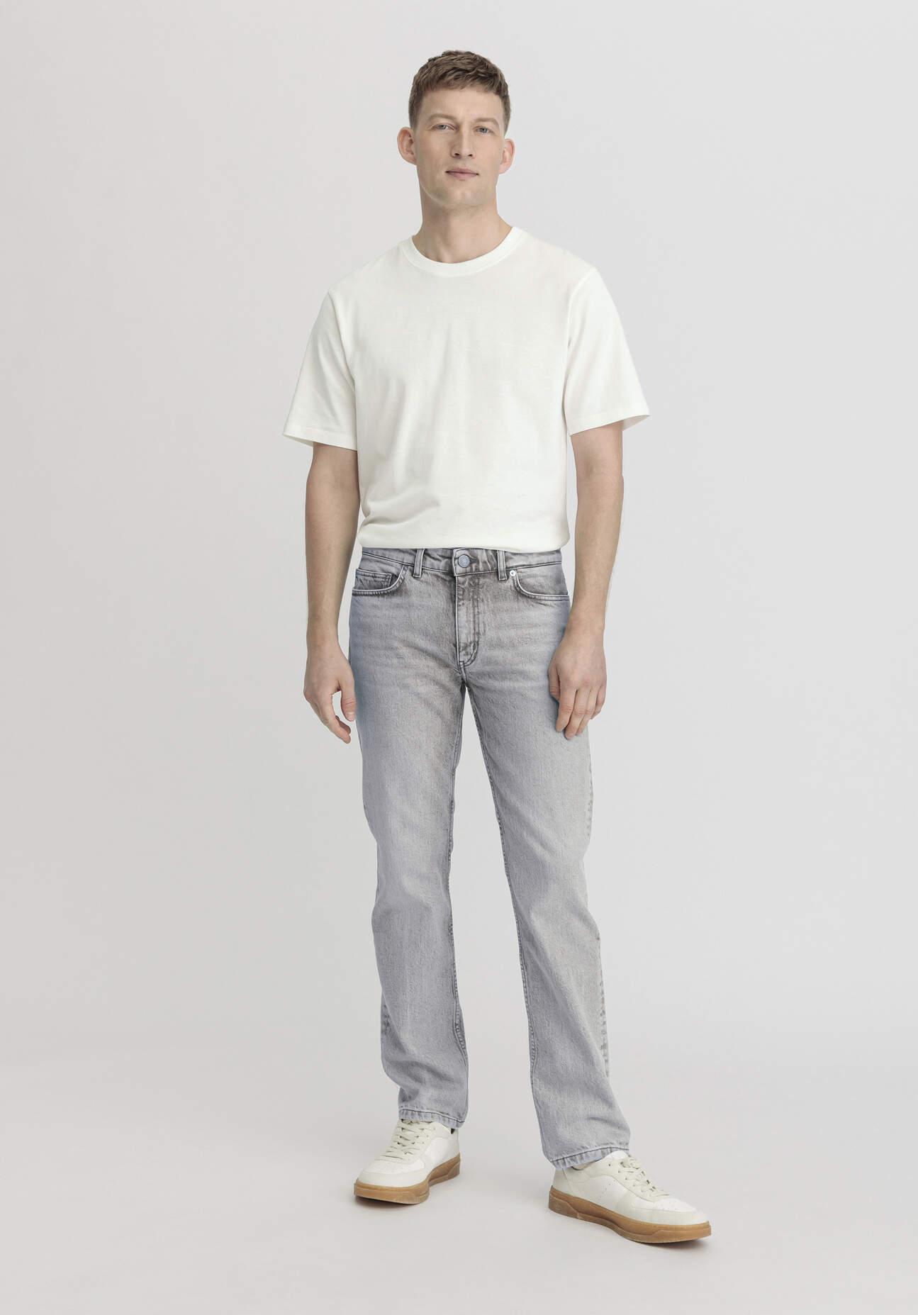 hessnatur Herren Jeans BEN Regular Straight aus Bio-Denim - grau Größe 36/34