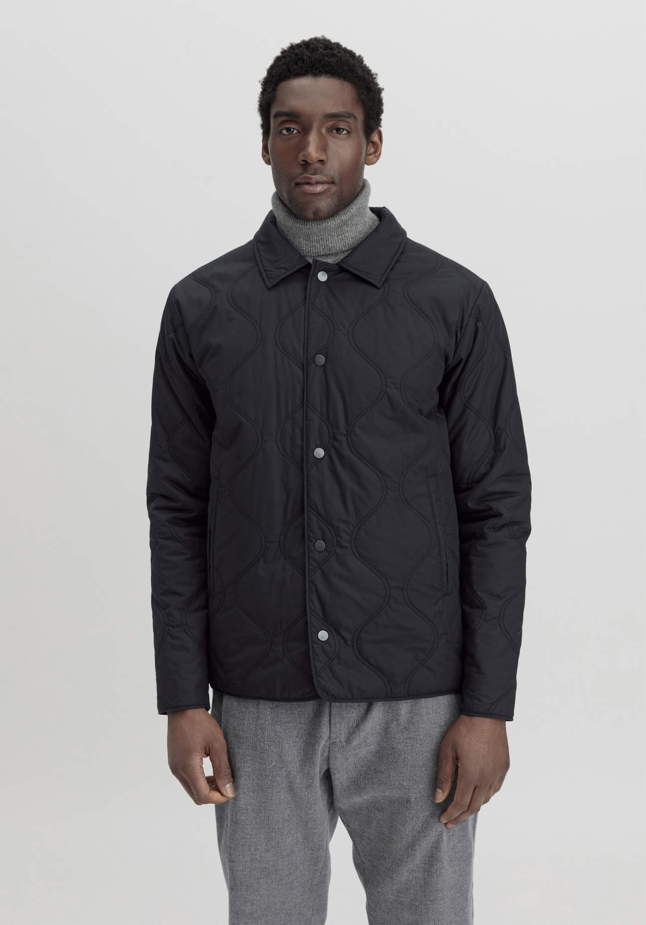 Thumbnail - hessnatur Herren Steppjacke Regular NATURE SHELL aus Bio-Baumwolle - schwarz - Größe 52