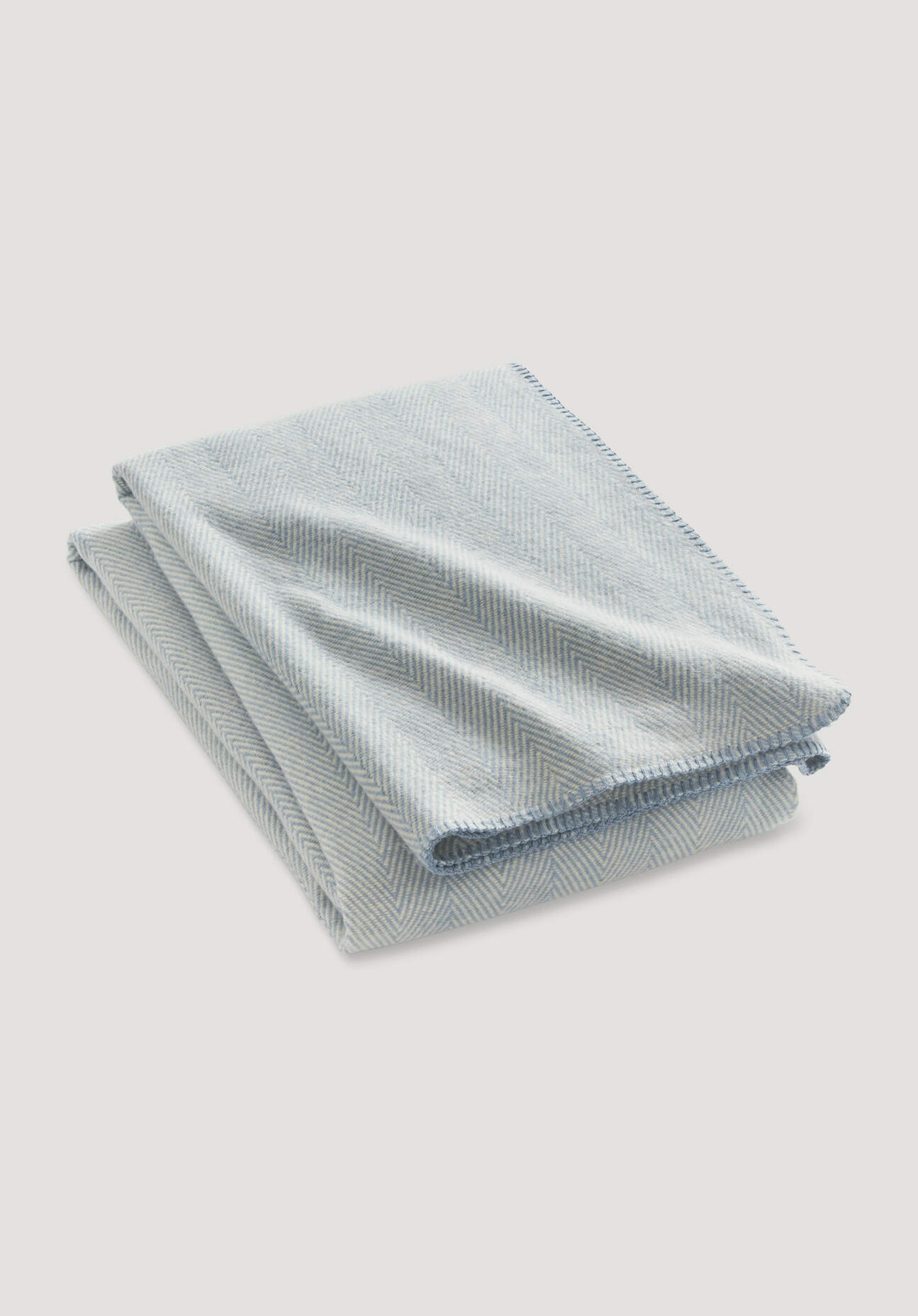hessnatur Decke MERLE aus Bio-Baumwolle - blau - Größe 140x180 cm günstig online kaufen