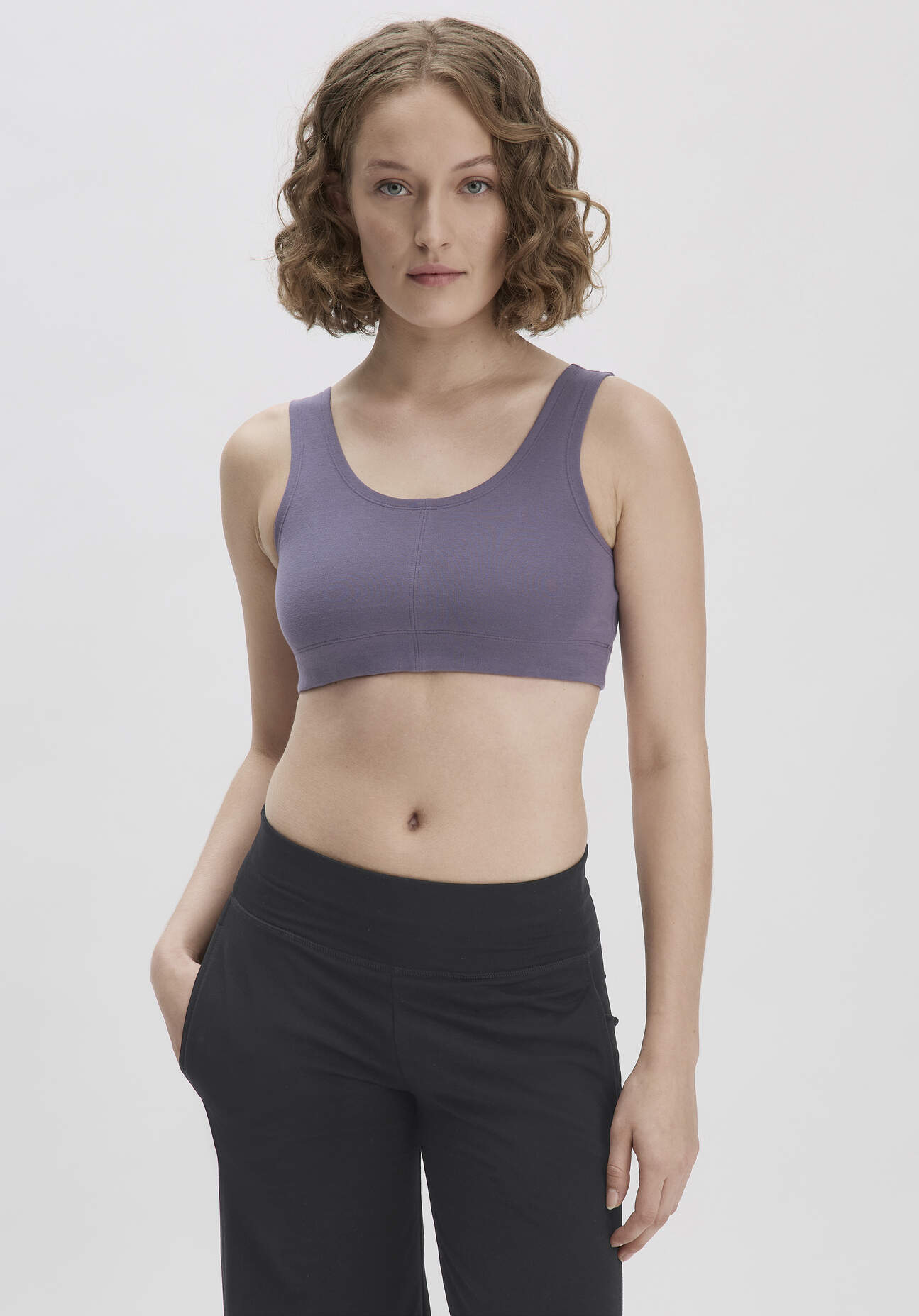 Thumbnail - hessnatur Loungewear Bustier Fitted ACTIVE LIGHT aus Bio-Baumwolle - lila - Größe 34