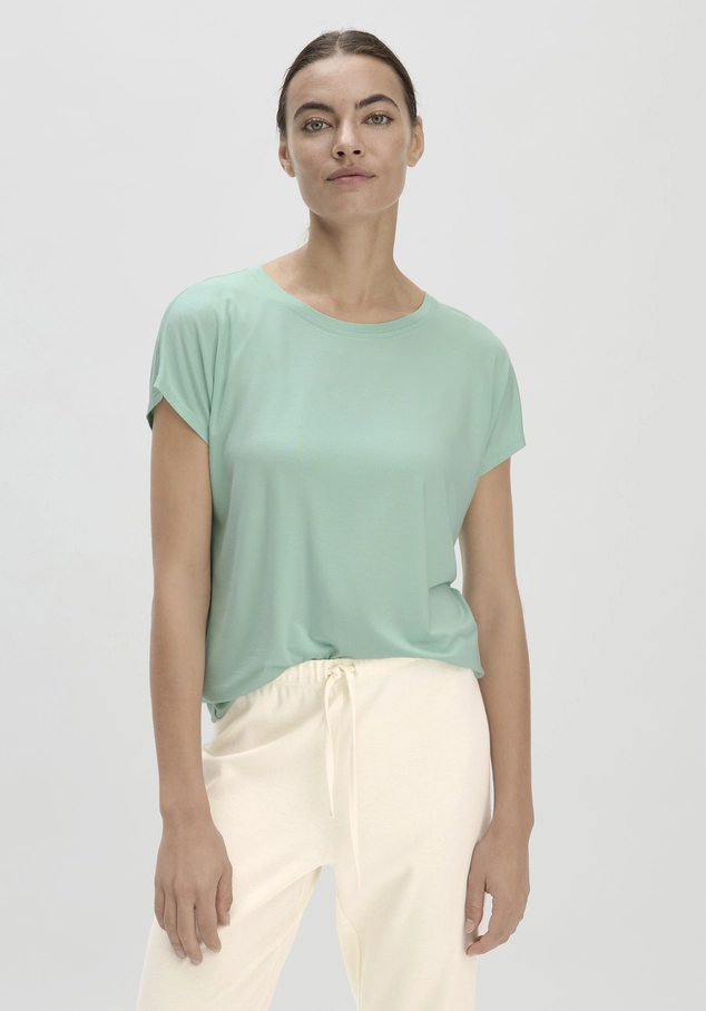 hessnatur, Short-sleeved sleep shirt Relaxed PURE FLOW made from TENCEL™ Modal