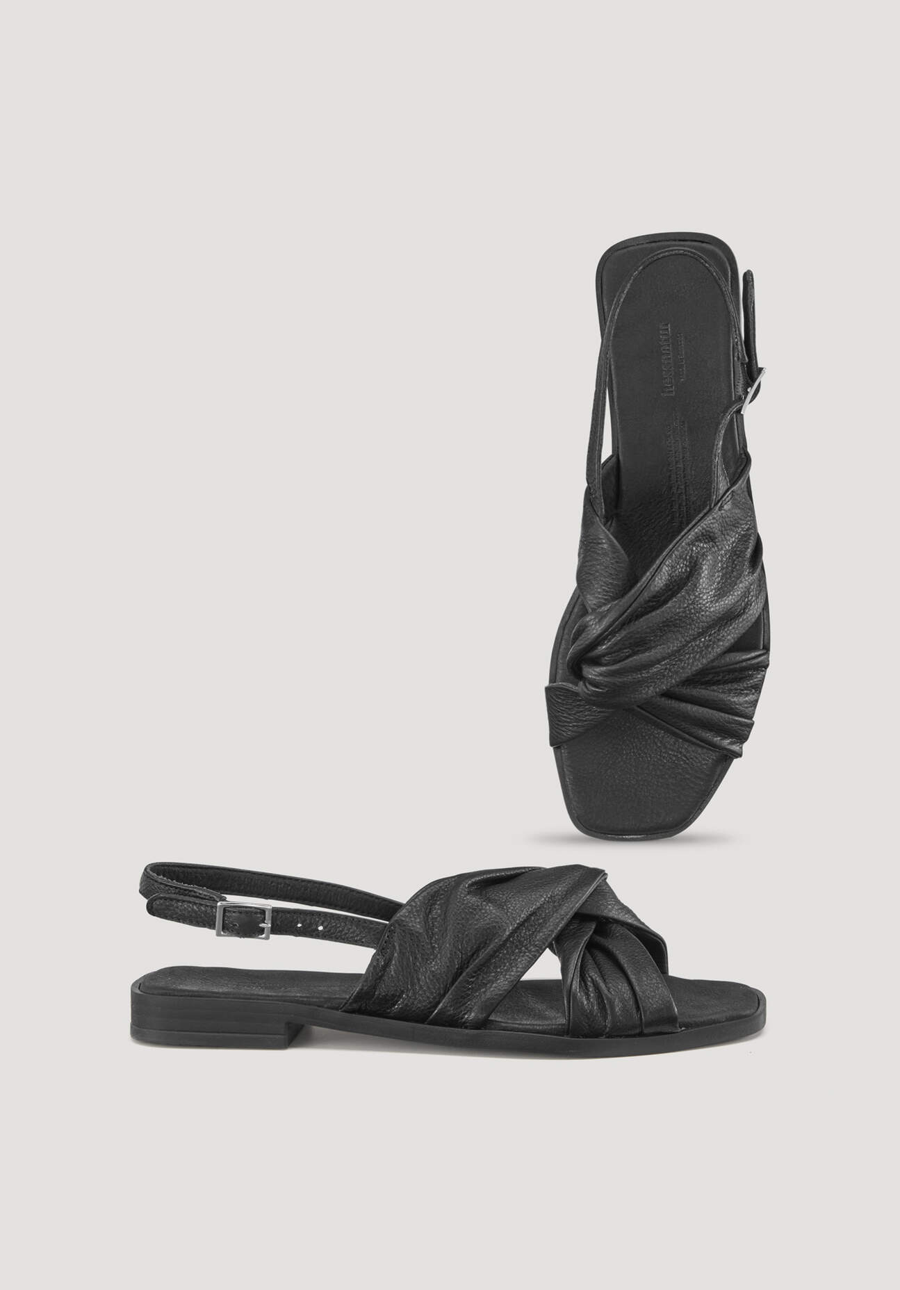 hessnatur Damen Sandalette aus chromfrei gegerbtem Glatt-Leder - schwarz Größe 39