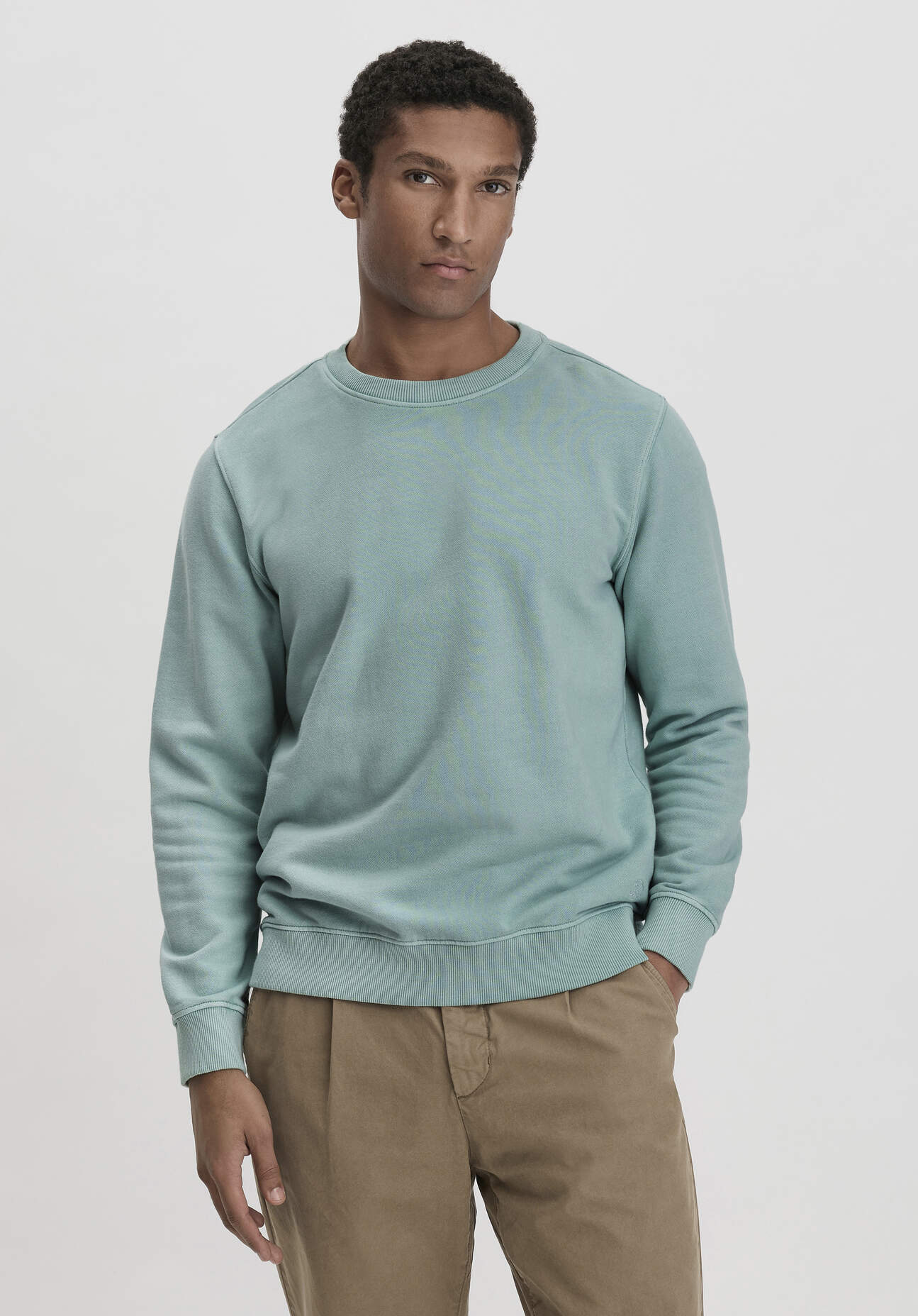 Thumbnail - hessnatur Herren Sweatshirt Regular aus Bio-Baumwolle - grün - Größe 52