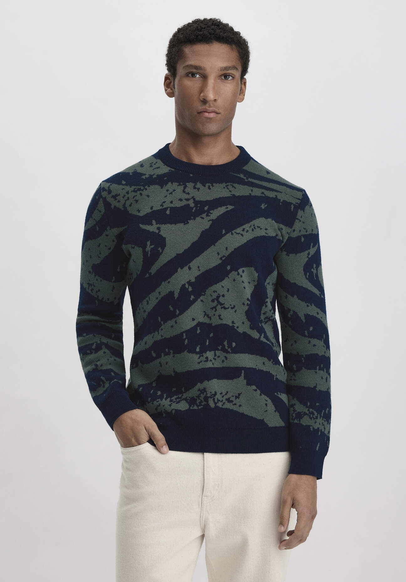 Thumbnail - hessnatur Herren Jacquard Strick Pullover Regular aus Bio-Baumwolle mit Schurwolle - blau - Größe 52