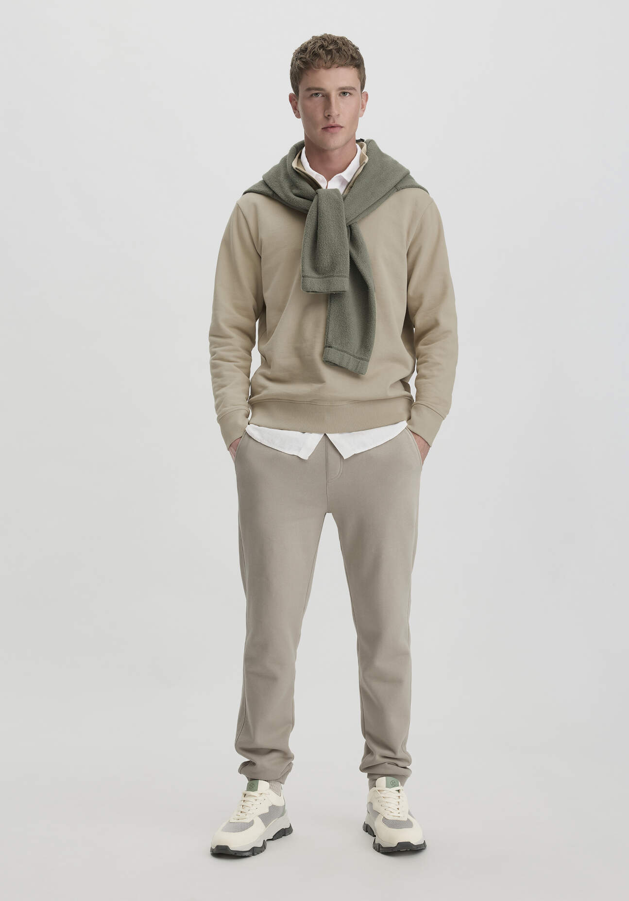 Thumbnail - hessnatur Herren Sweathose TRIAS Relaxed aus Bio-Baumwolle - beige - Größe 50