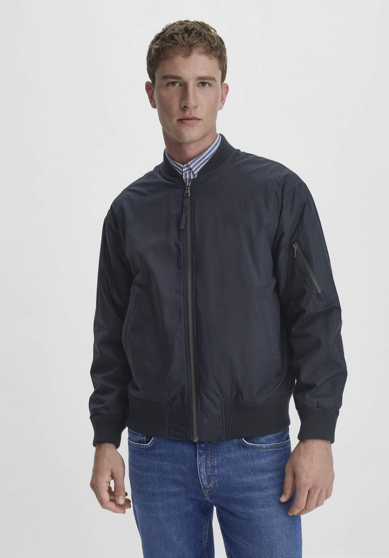 Thumbnail - hessnatur Herren Blouson-Jacke Relaxed NATURE SHELL aus Bio-Baumwolle - blau - Größe 50