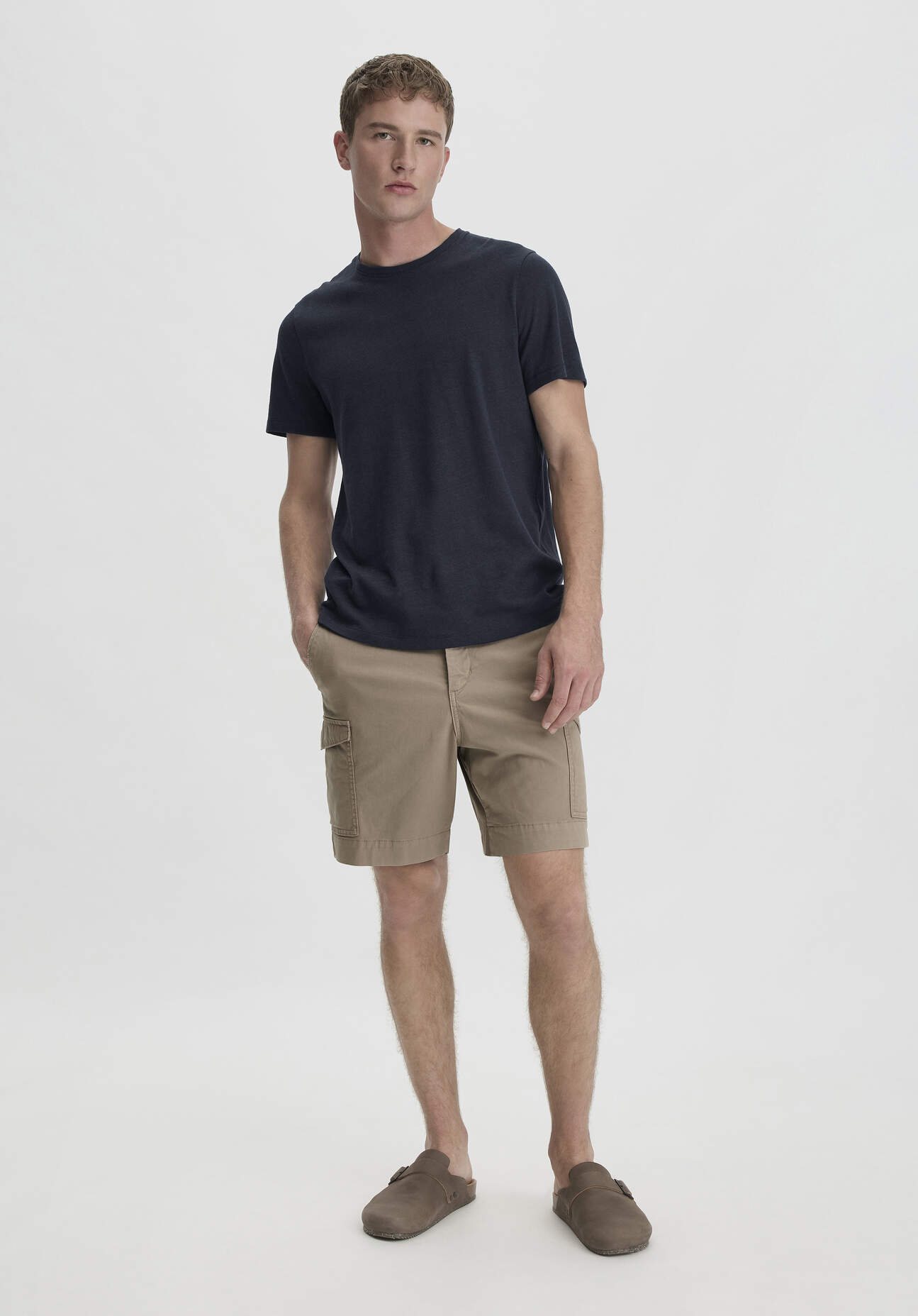 hessnatur Herren Cargo Shorts Relaxed aus Bio-Baumwolle - braun Größe 31