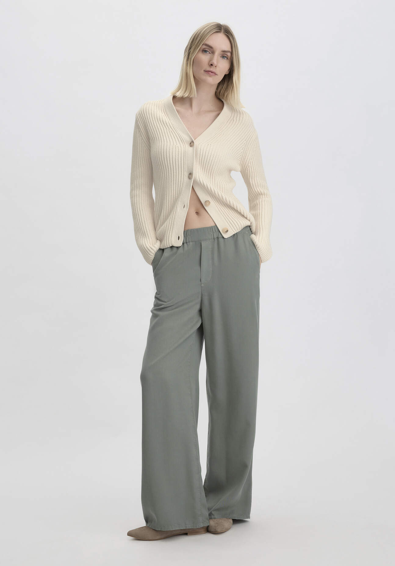 hessnatur Damen Hose Wide Leg Relaxed aus TENCEL™ Lyocell - grün Größe 40