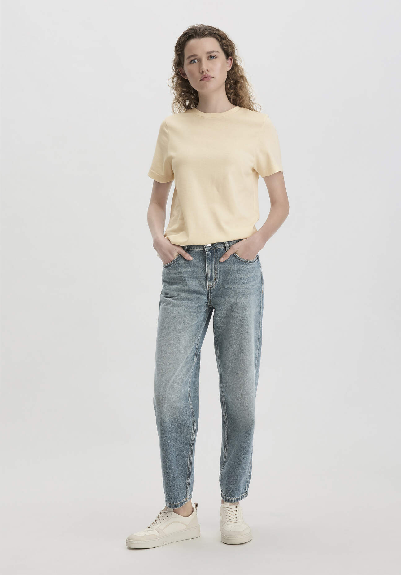 hessnatur Damen Jeans NELE Barrel Leg aus Bio-Baumwolle - blau Größe 30/30