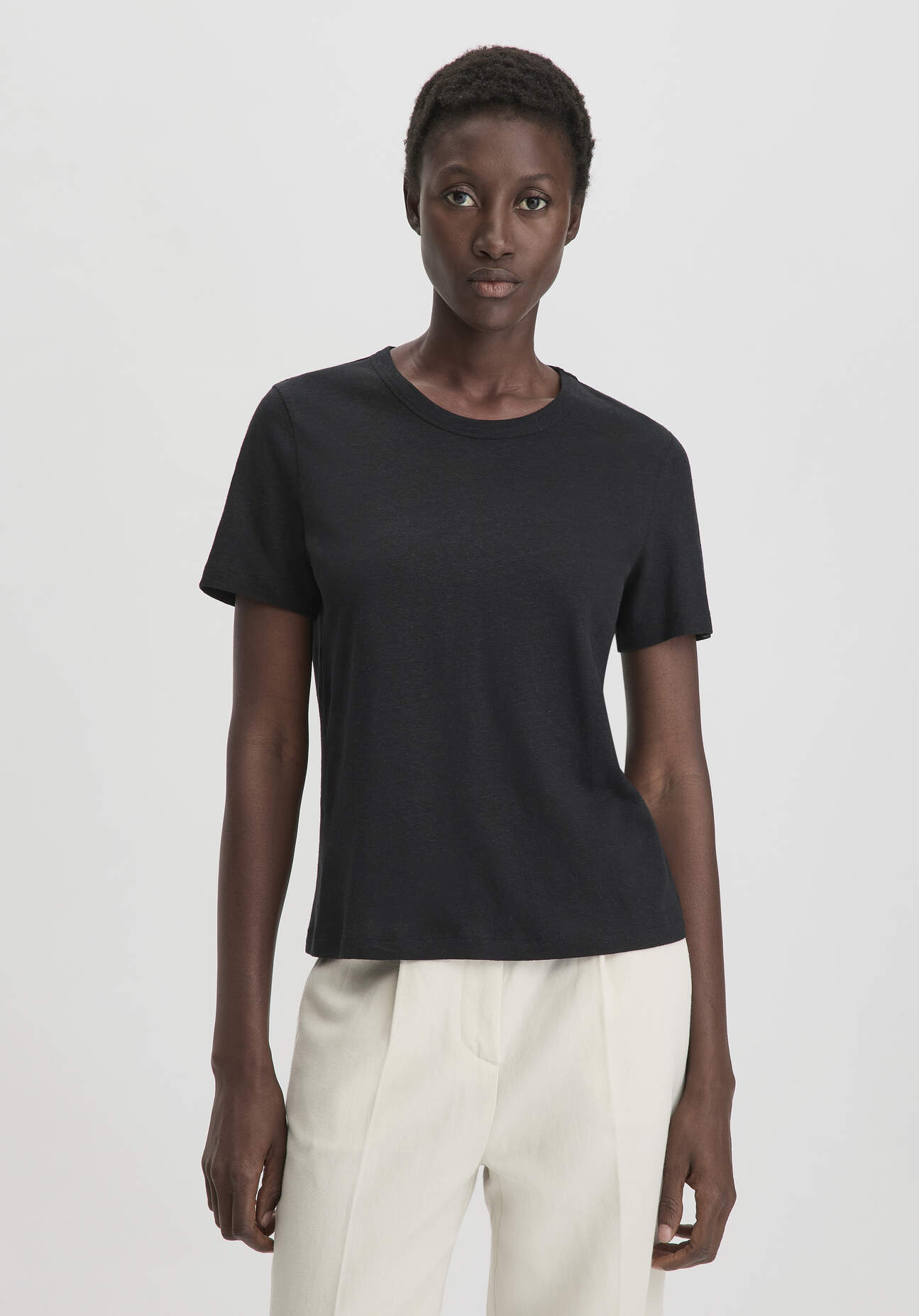 Thumbnail - hessnatur Damen T-Shirt Relaxed aus Leinen und Bio-Baumwolle - schwarz - Größe 46