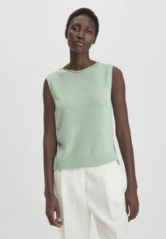 Regular knit top made of linen with pure organic cotton