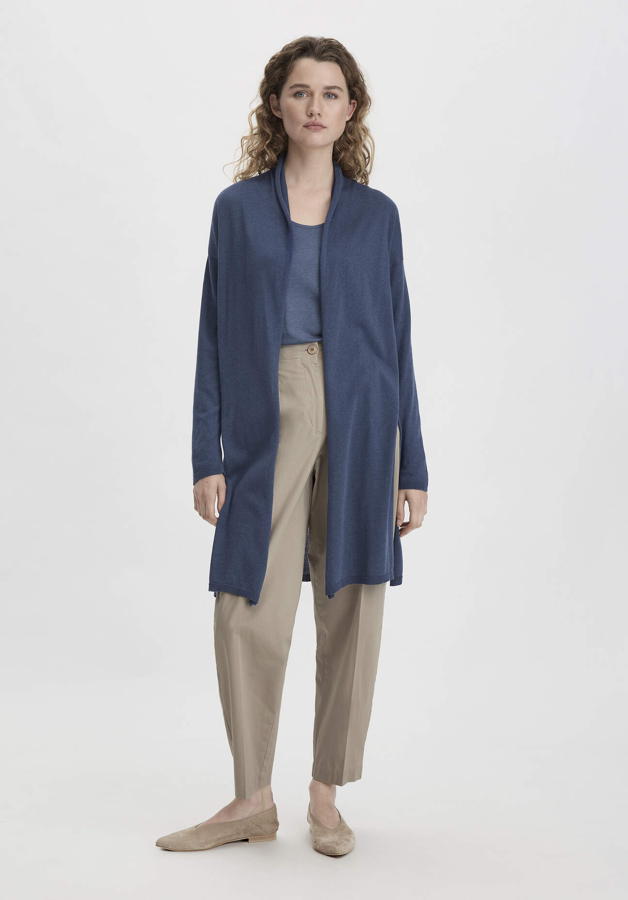 Thumbnail - hessnatur Damen Strick Jacke Oversized aus TENCEL™ Lyocell mit Bio-Baumwolle - blau - Größe XS