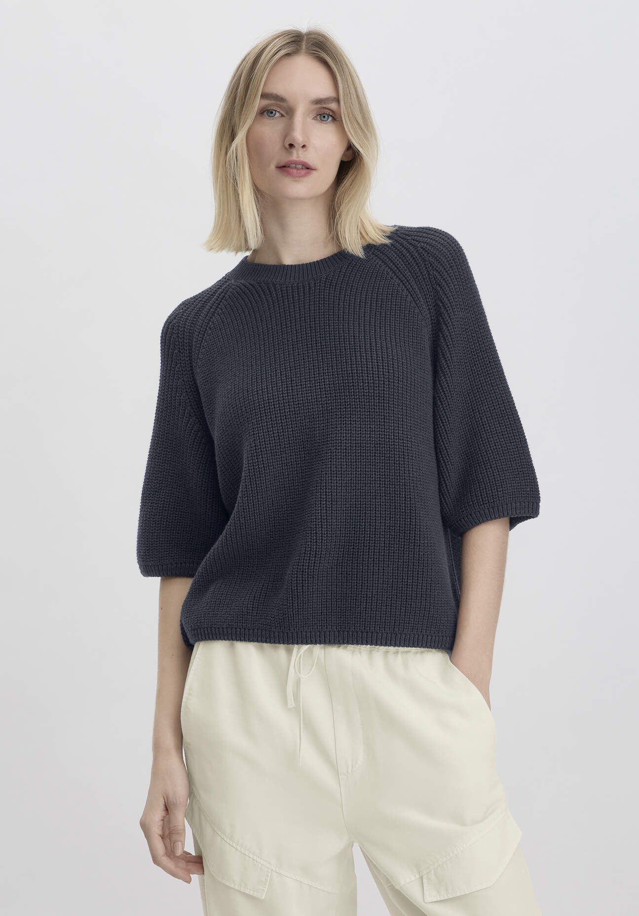 Thumbnail - hessnatur Damen Strick Pullover Relaxed aus Bio-Baumwolle - blau - Größe XS