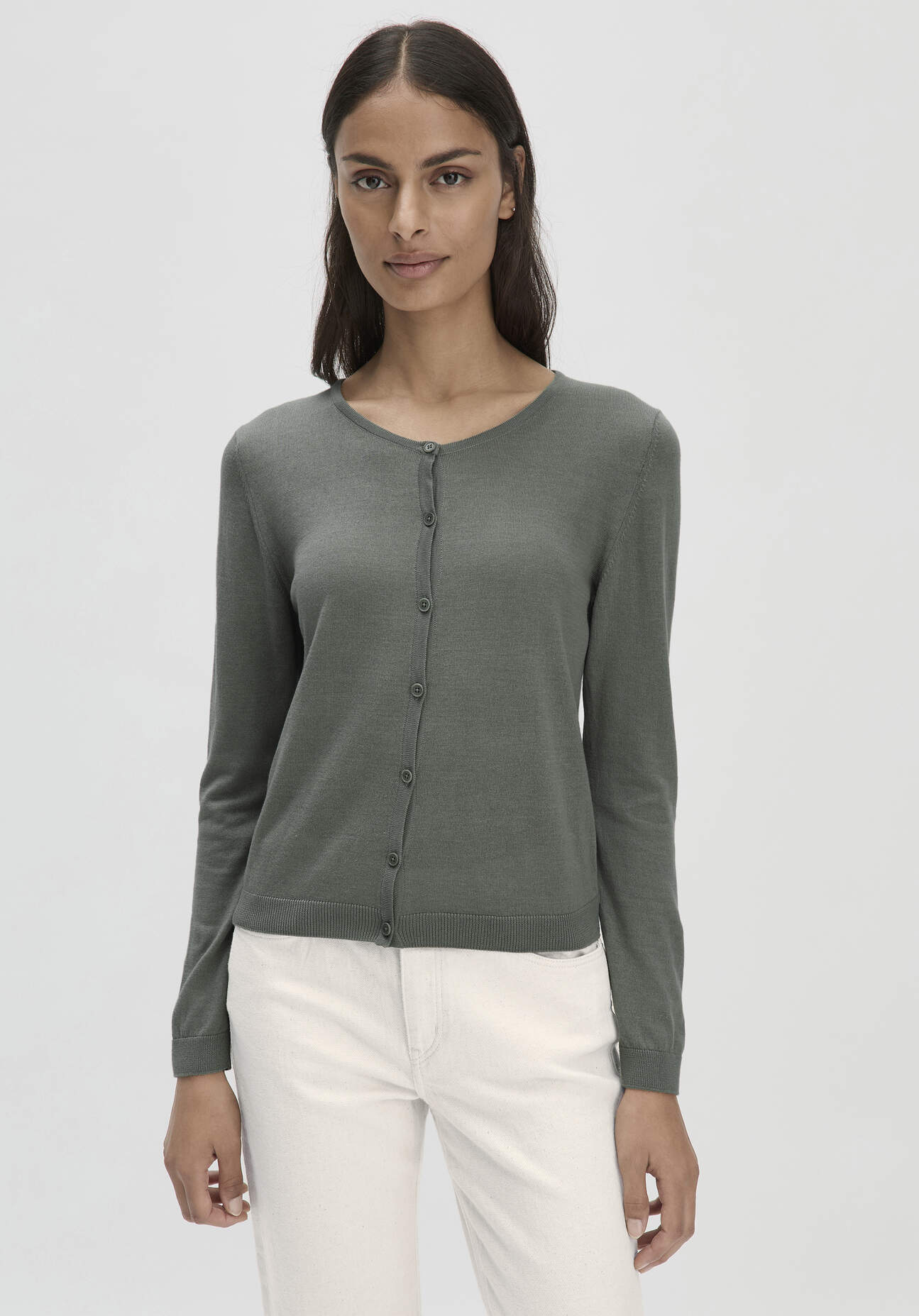 Thumbnail - hessnatur Damen Strick Jacke Regular aus TENCEL™ Lyocell mit Bio-Baumwolle - grün - Größe 42