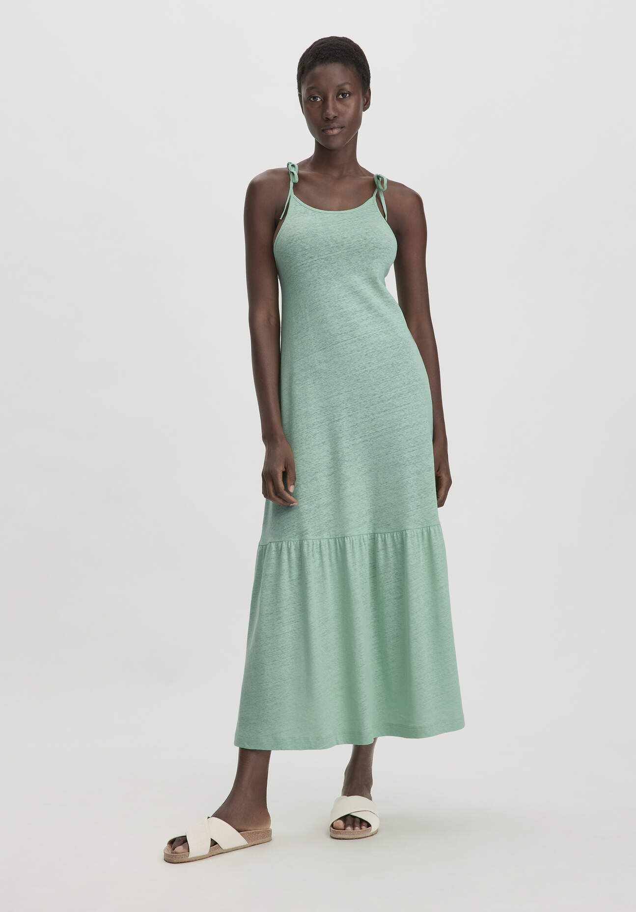 Thumbnail - hessnatur Damen Jersey Kleid Midi Relaxed aus Leinen und Bio-Baumwolle - grün - Größe 46