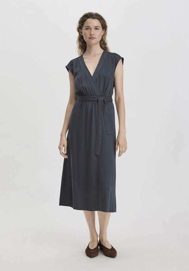 Dress Midi Relaxed made of pure LENZING™ ECOVERO™ viscose