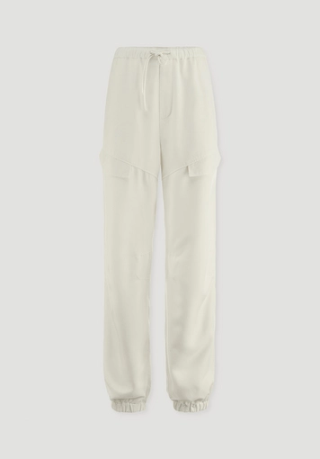 Relaxed utility trousers made from TENCEL™ Lyocell Relaxed utility trousers made from TENCEL™ Lyocell